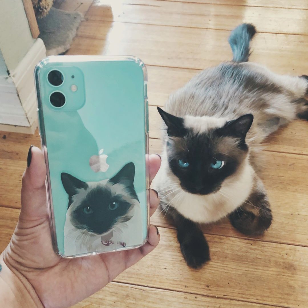 Custom pet portrait phone case